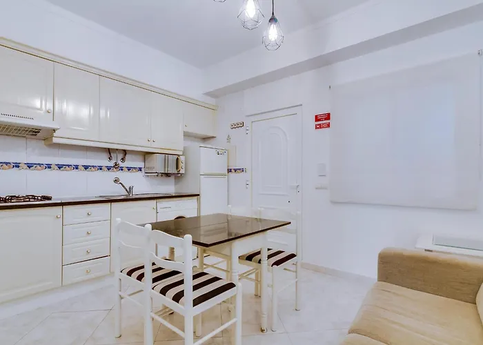 Mourasuites, T1 Moderno Em Vilamoura * Quarteira