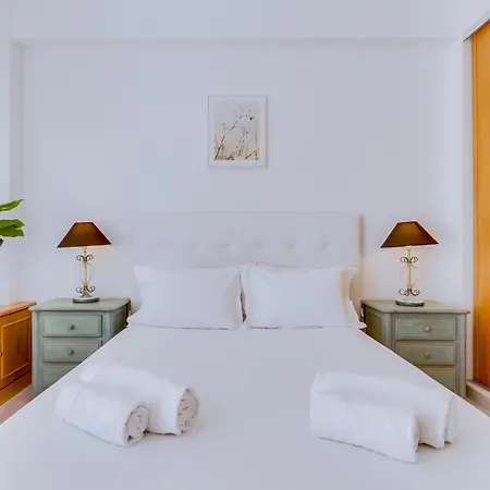 Mourasuites, T1 Moderno Em 아파트 빌라모라