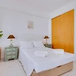 Mourasuites, T1 Moderno Em Vilamoura * Quarteira